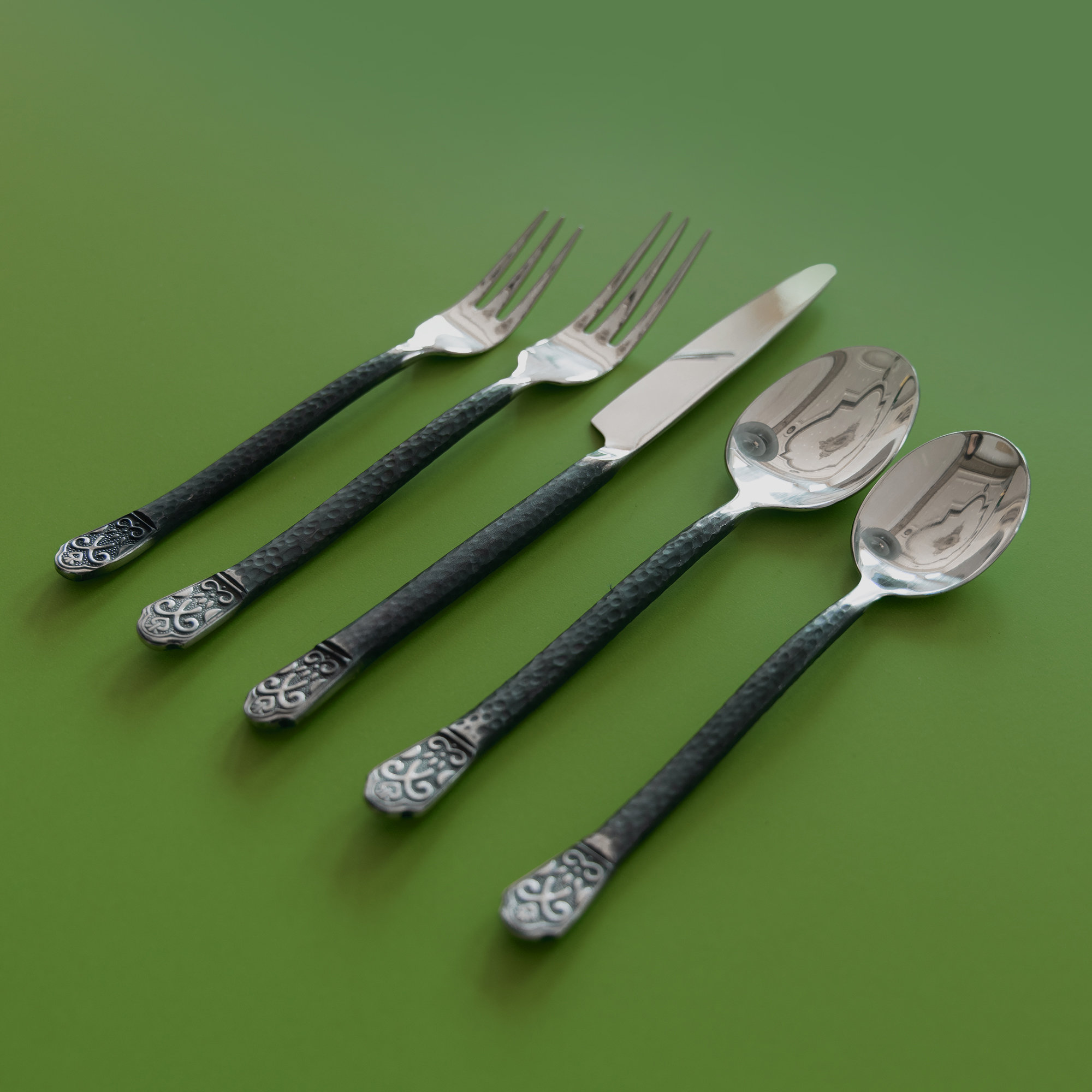 Gourmet Settings Avalon 20 Piece Flatware Set, Service for 4